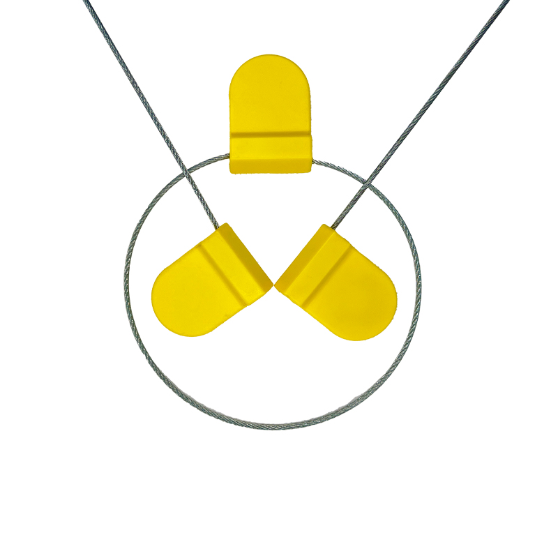 UHF扎带标签安装在金属设备效果图